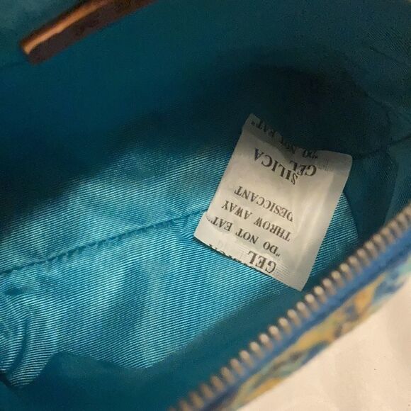 HOBO Summertime Abstract leather pouch - Picture 8 of 11